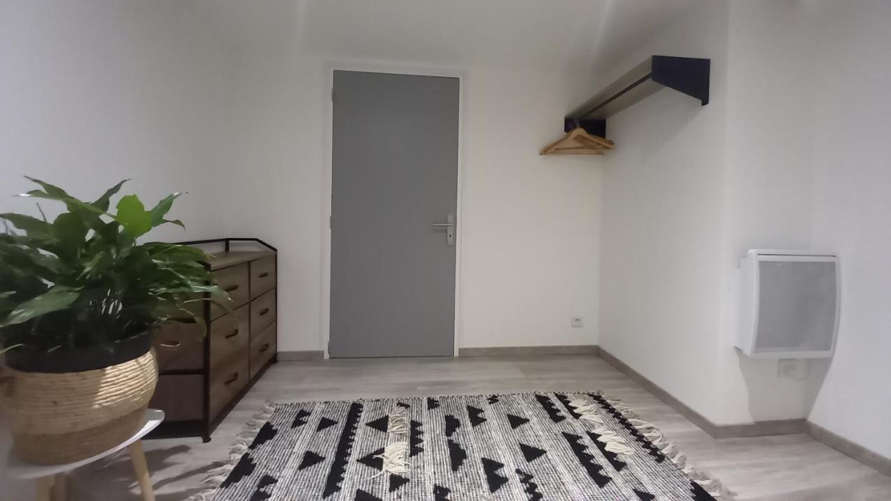 Logement Independant Tour-en-Sologne Luaran gambar